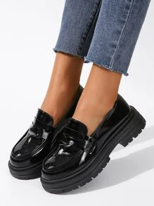 Minimalist Slip-On Flatform Penny Loafers - Black - View 4