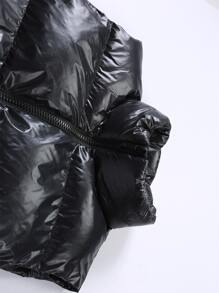 Manfinity Men Solid Zipper Detail Padded Gilet - Black - View 4