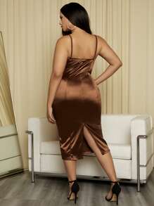 SHEIN SXY 大碼下擺開叉緞面吊帶連衣裙 - 咖啡棕 - 查看 2