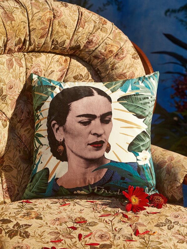 Frida Kahlo X SHEIN Tropical & Figure Graphic Cushion Cover Without