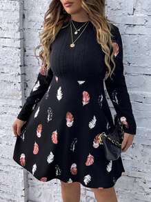 SHEIN LUNE Vestido con estampado de pluma de cuello alto - Negro - Ver 2