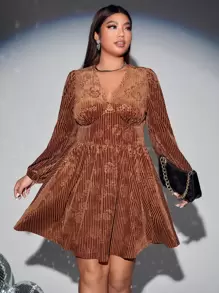 SHEIN Privé 大碼V領燈籠袖連衣裙 - 棕色 - 查看 3