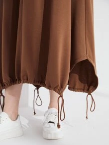 Mulvari 落肩袖抽繩下擺連帽衛衣裙 - 咖啡棕 - 查看 3
