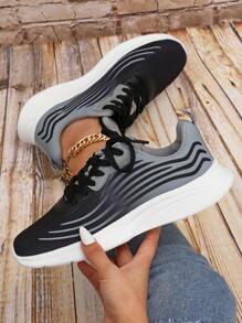 Striped Pattern Lace-up Front Running Shoes - Multicolor - View 1