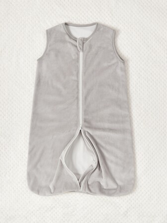 1 件婴儿纯色睡袋爱心情人节