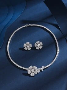 Cubic Zirconia Flower Decor Necklace & Stud Earrings - Silver - View 4