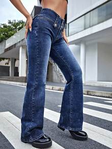 Buttoned Waistband Flap Pocket Back Jeans - Medium Wash - View 6