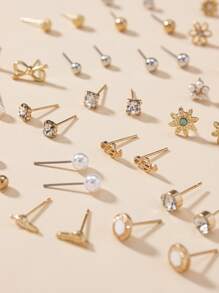 30pairs Rhinestone & Flower Decor Stud Earrings - Multicolor - View 3