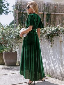 Simplee 蝴蝶袖圍裹下擺腰帶絲絨連衣裙