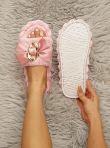 Chain & Bow Decor Fluffy Bedroom Slippers - Baby Pink - View 4