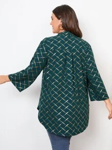 SHEIN LUNE Plus Geo Print Notched Neckline Roll Tab Sleeve Blouse - Dark Green - View 2