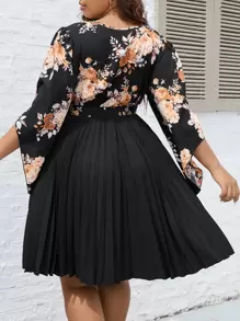 SHEIN Clasi Plus Floral Print Flounce Sleeve Pleated Hem Belted Dress - Black - View 2