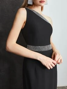 MOTF PREMIUM RHINESTONE EMBELLISHED ONE SHOULDER DRESS - Black - View 3