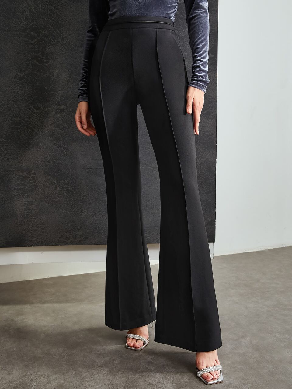 MOTF SEAM FLARE LEG PANTS
