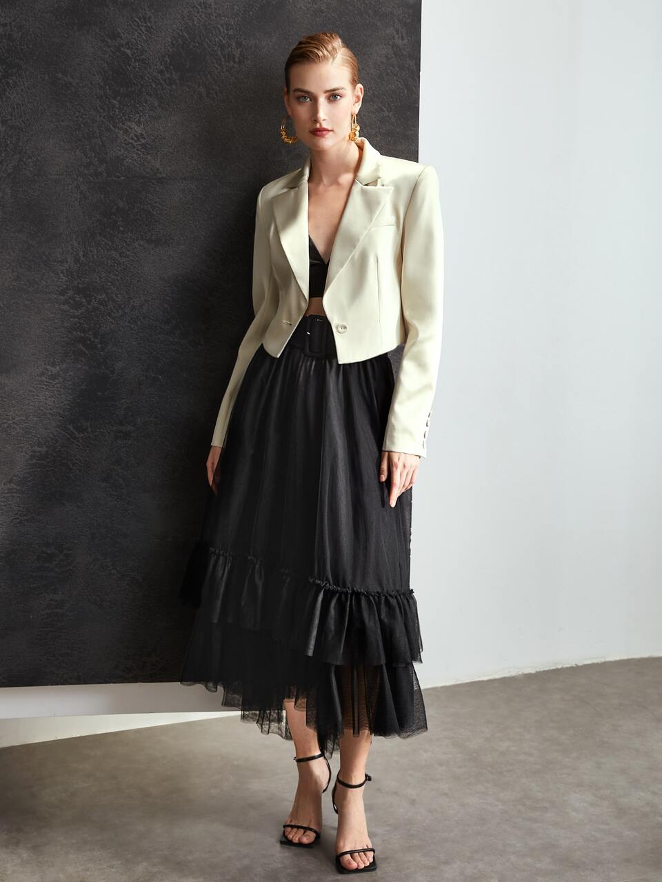 MESH LAYERED FLOWY BELTED SKIRT
