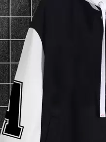 Manfinity EMRG 1pc Loose Men's Two Tone Varsity Jacket With Wing & Slogan Graphic - Black - View 5