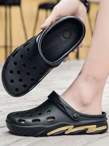 Sandalias de hombre versátiles y de moda 2025, de material EVA ligero, con punta cerrada, sin talón, de secado rápido, aptas para la playa, el agua, el baño, el uso casual y la oficina - Negro - Ver 3