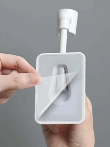 一件白色無需打孔360度通用可調節淋浴頭固定架