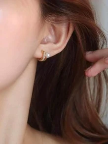 أقراط دبوسية مزخرفة باللؤلؤ الصناعي - ذهبي أصفر - مشاهدة 4