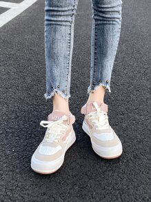 Heart & Letter Graphic High Top Lace-up Front Skate Shoes, Multicolor Sports Alphabet Sneakers - Multicolor - View 3