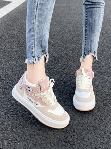 Heart & Letter Graphic High Top Lace-up Front Skate Shoes, Multicolor Sports Alphabet Sneakers - Multicolor - View 6