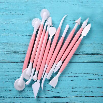 10 công cụ khắc bánh