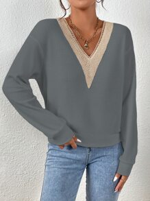 SHEIN LUNE Contrast Lace V Neck Sweatshirt - Grey - View 3