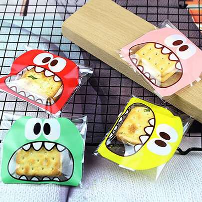 50 个/套随机卡通图形包装袋，塑料可爱自粘饼干袋，用于包装饼干、巧克力、零食学校用品食品袋食品盒适用于糖果巧克力饼干等。