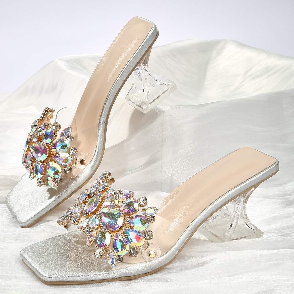 Sandalias de tacón de pirámide transparente con decoración de diamantes de imitación para mujer, sandalias de tacón de verano glamorosas