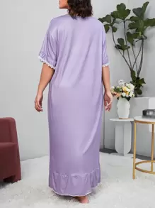 加标语图形对比蕾丝荷叶边下摆睡衣睡裙睡袍，长裙，Moo Moo - 紫丁香色 - 查看 2