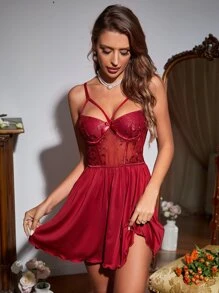 花卉刺繡鏤空緞面吊帶睡裙