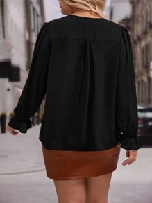 SHEIN Clasi Plus Keyhole Neck Flounce Sleeve Blouse - Black - View 2