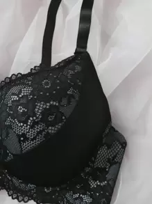 Plus Contrast Lace Underwire Bra Lingerie - Black - View 3