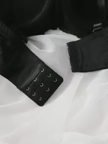 Plus Contrast Lace Underwire Bra Lingerie - Black - View 4