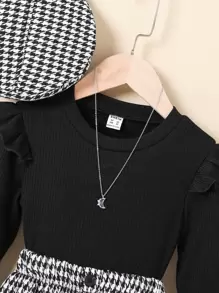 SHEIN 年輕女孩荷葉邊t恤＆大腳褲兜裙＆帽子 - 黑與白 - 查看 4