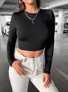 SHEIN BAE 露背繫帶短款T恤 - 黑色 - 查看 2