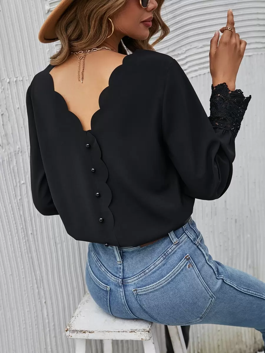SHEIN Frenchy Scallop Trim Button Back Blouse - Black - View 1