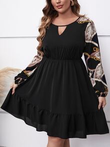 SHEIN LUNE 大碼錬條圖案鎖眼領荷葉邊洋裝 - 黑色 - 查看 3