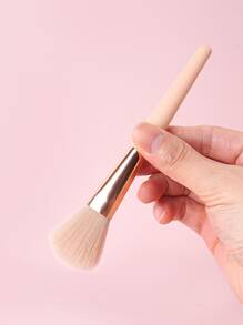 1 cọ má hồng màu trắng có tay cầm bằng gỗ cao cấp, lông mềm & cảm giác chạm mượt khi trang điểm - Lạc đà - Xem 2