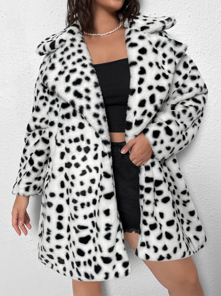 SHEIN Privé Plus Size Dalmatian Pattern Drop Shoulder Fuzzy Loose