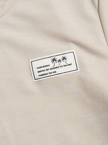 GENTILAND Men Letter Patched Detail Tee & Joggers - Khaki - View 3