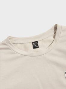 GENTILAND Men Letter Patched Detail Tee & Joggers - Khaki - View 5