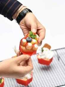 6pcs Heart Shaped Random Color Cake Pan, Silicone Cupcake Mold For Baking