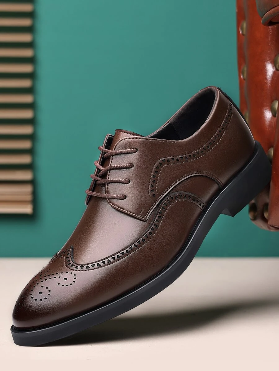Men Wingtip Detail Lace-up Front Oxford Shoes - Brown - View 1