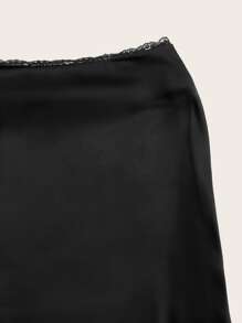 ROMWE Kawaii Contrast Lace Slit Hem Skirt - Black - View 4