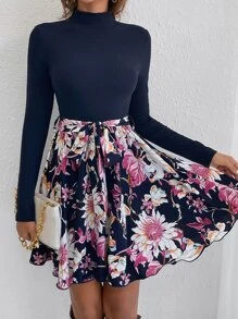 SHEIN Privé 印花小高領繫腰帶連衣裙 - 藏蓝色 - 查看 1