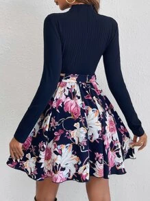 SHEIN Privé 印花小高領繫腰帶連衣裙 - 藏蓝色 - 查看 2