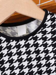SHEIN Toddler Girls Houndstooth Print Peplum Top & Leggings - Black and White - View 3