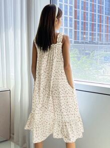 DAZY 全身樱桃印花荷叶边吊带睡裙睡衣 - 米色 - 查看 2