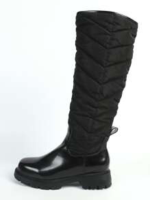 Minimalist Quilted Slip-On Boots - Black - View 4